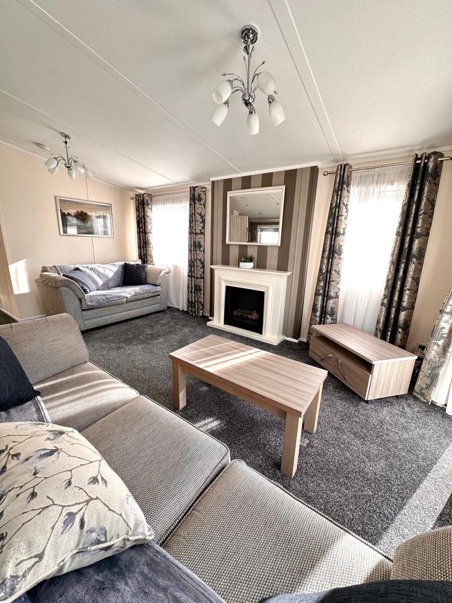 Bluebell Lodge, Dog Friendly South Cerney Exteriör bild