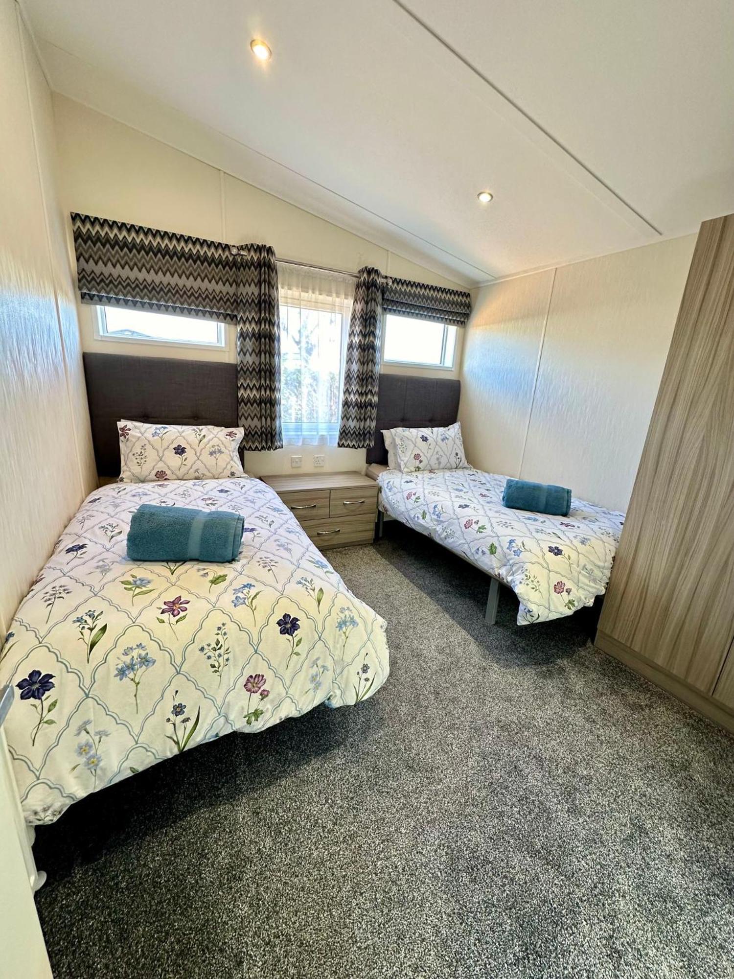 Bluebell Lodge, Dog Friendly South Cerney Exteriör bild